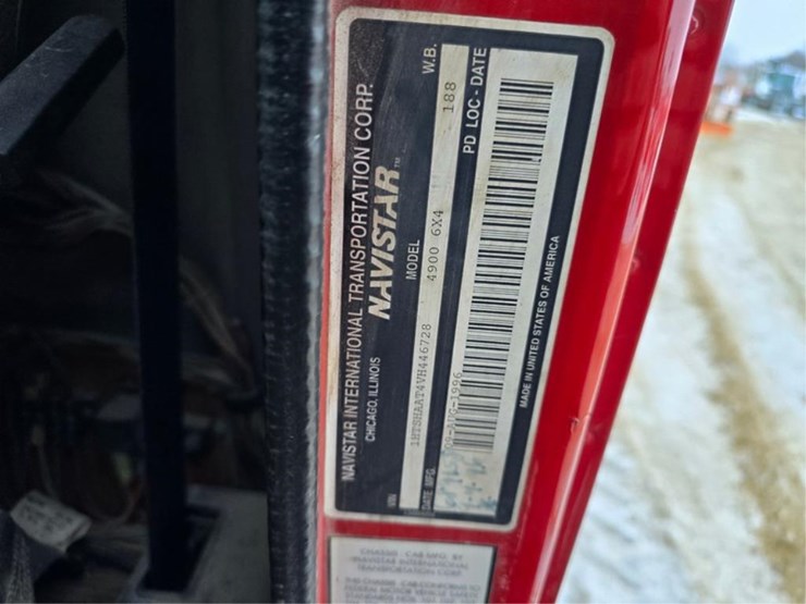 international-4900-image-26