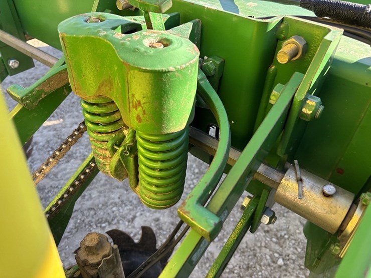 1997-john-deere-1770-image-25