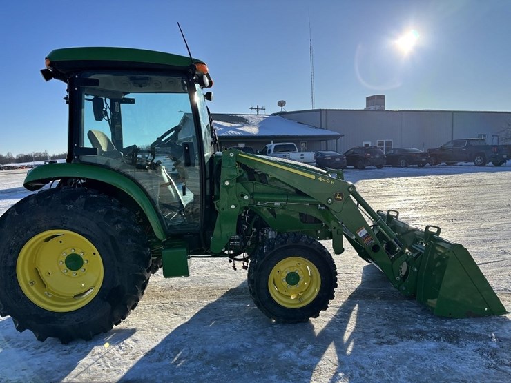 john-deere-4066r-image-6