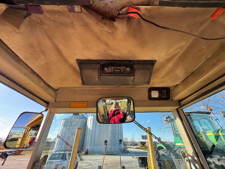 deere-770bh-image-23