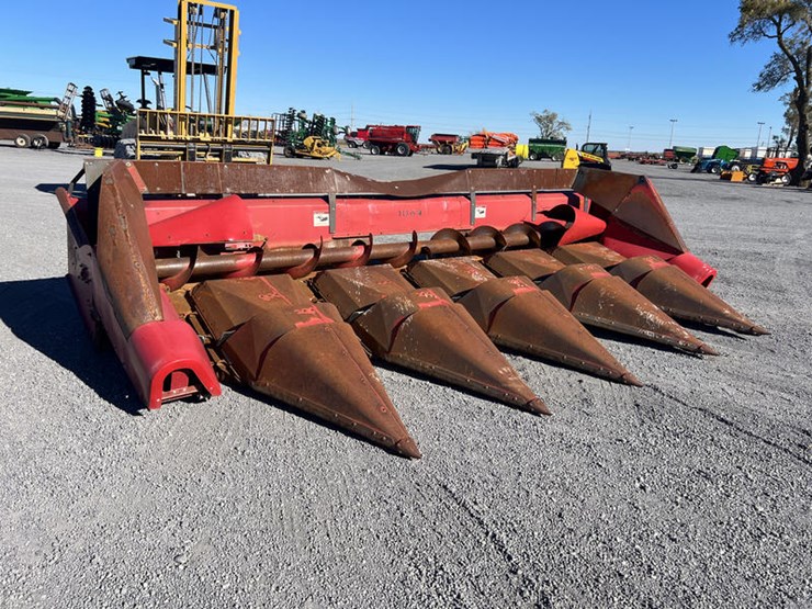 case-ih-1064-image-6