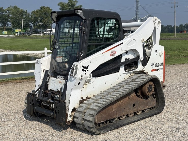 bobcat-t750-image-1