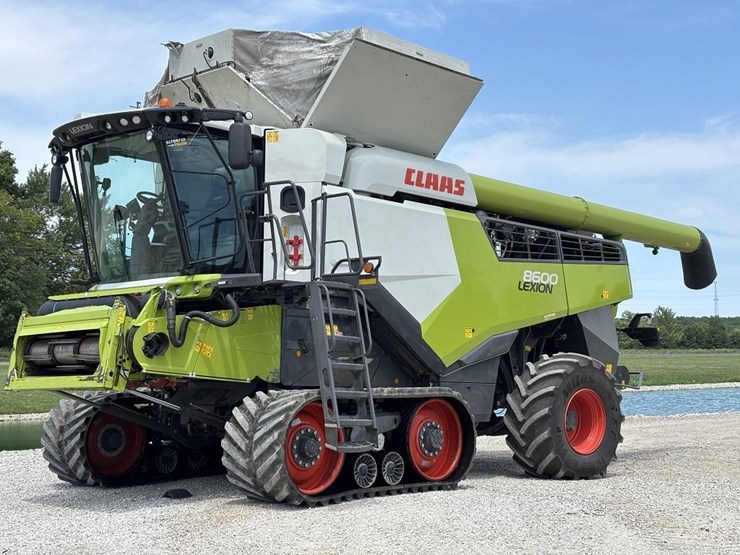 claas-lexion-8600tt-image-3