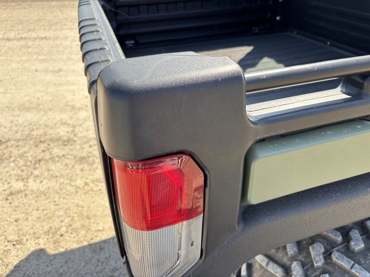 john-deere-gator-image-22