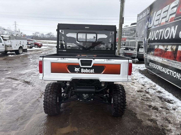 2024-bobcat-uv34-image-4