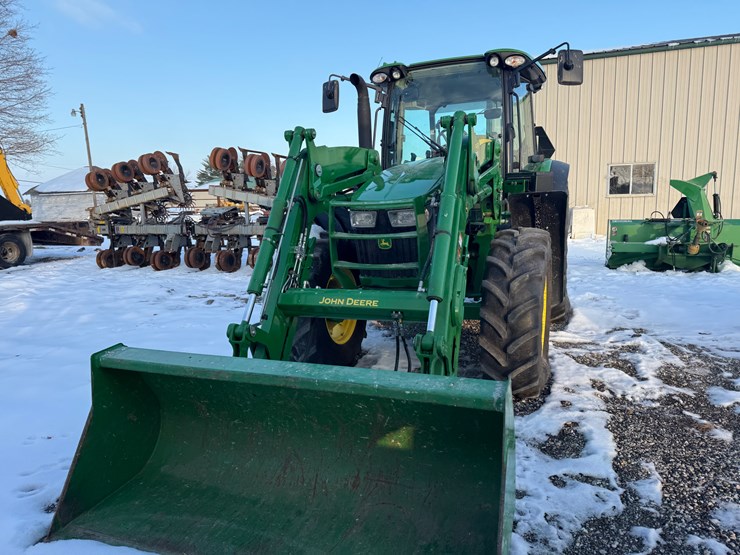 2019-john-deere-r-image-30