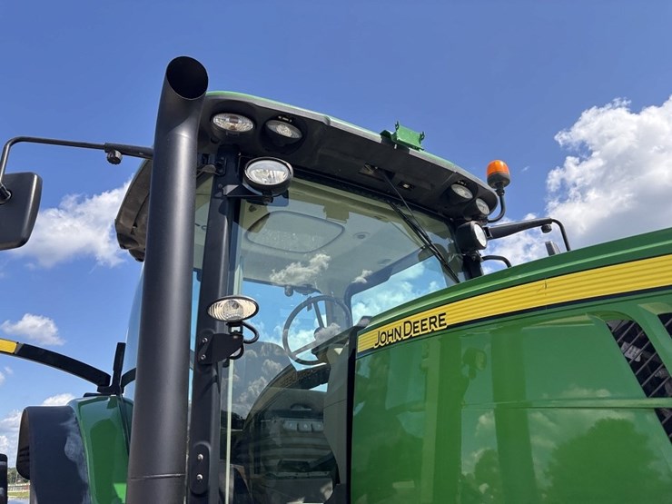 john-deere-7215r-image-14