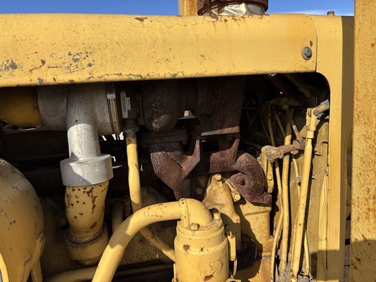 caterpillar-d7-image-38