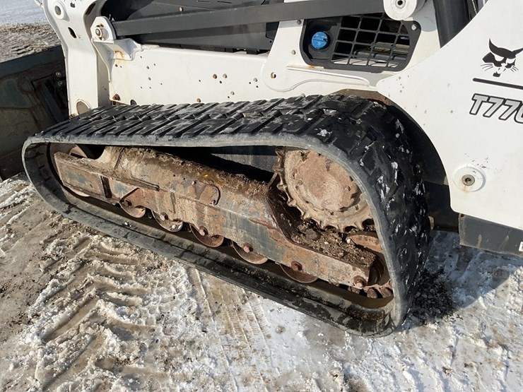 2022-bobcat-t770-image-15