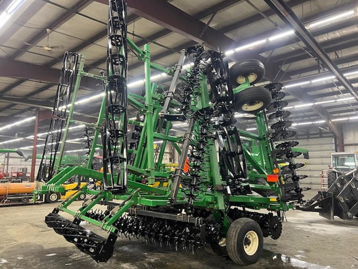 great-plains-3000tc-image-3