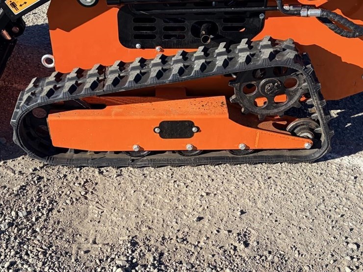 2025-sdlool-sl36c-skid-steer-image-8