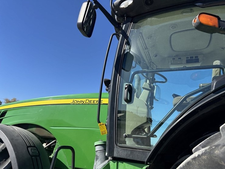 john-deere-8285r-image-34