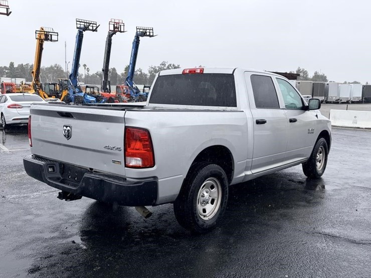 2018-dodge-ram-1500-image-3