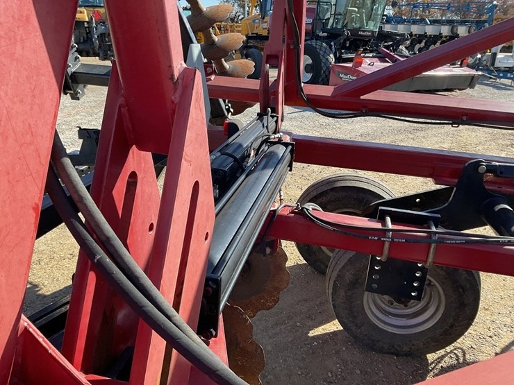 2012-genie-3007-telehandler-image-22