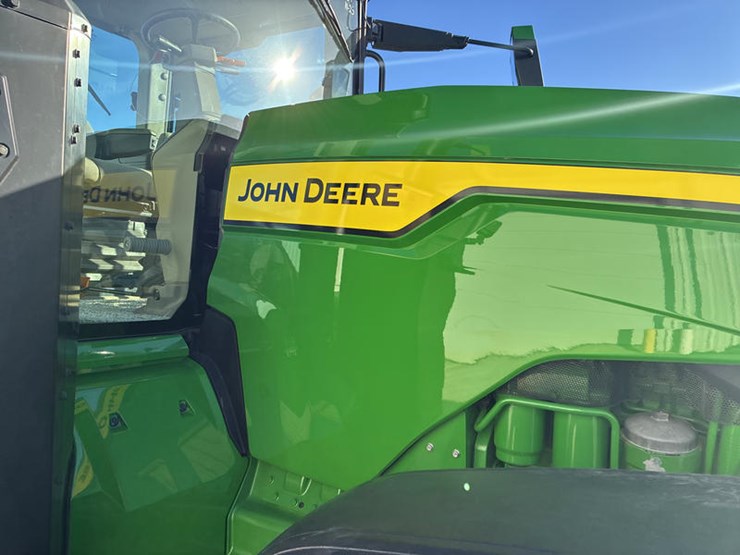 john-deere-8r-370-image-19