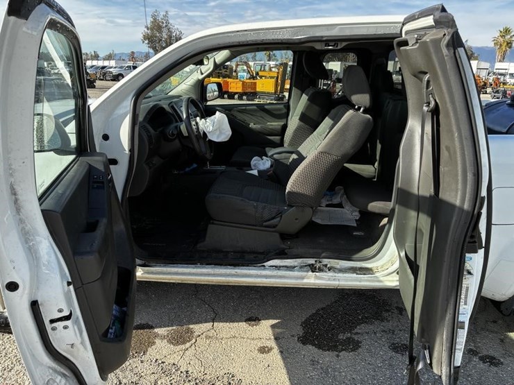 nissan-frontier-image-10