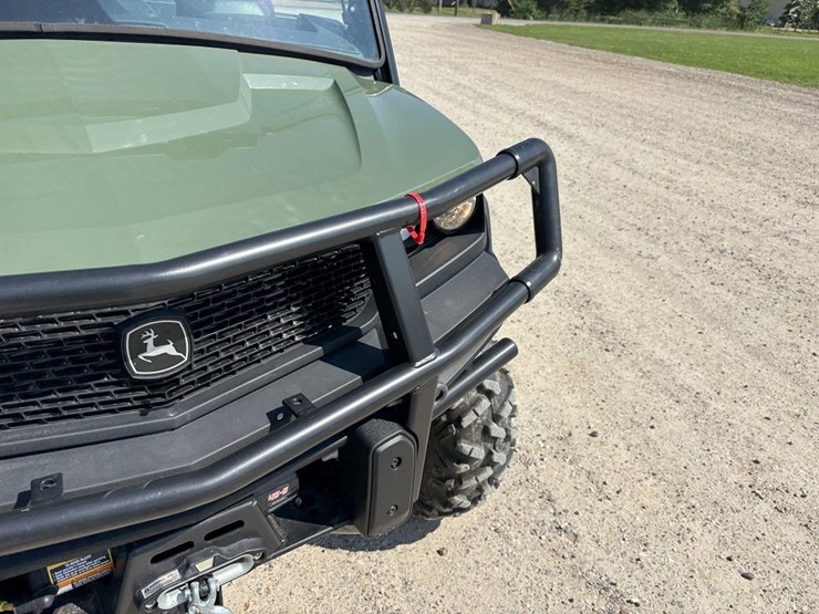 john-deere-gator-image-11