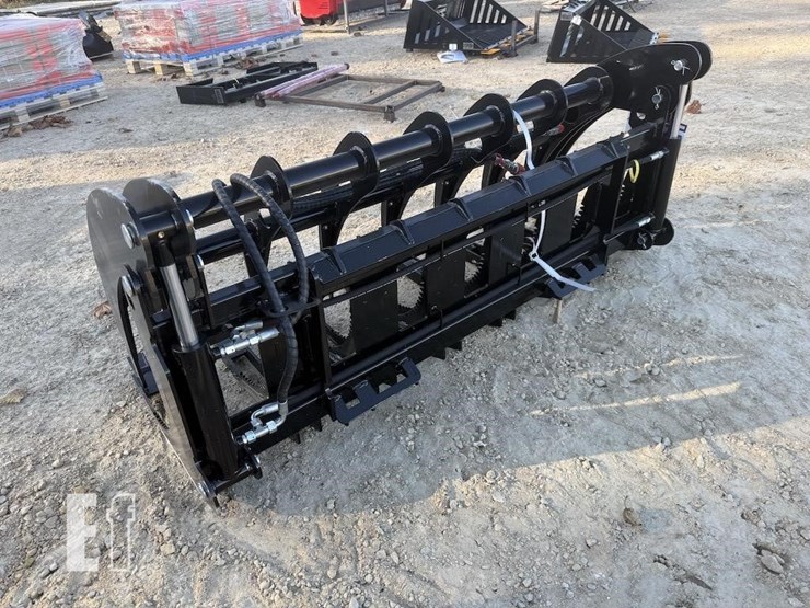 skid-steer-log-grapple-image-3