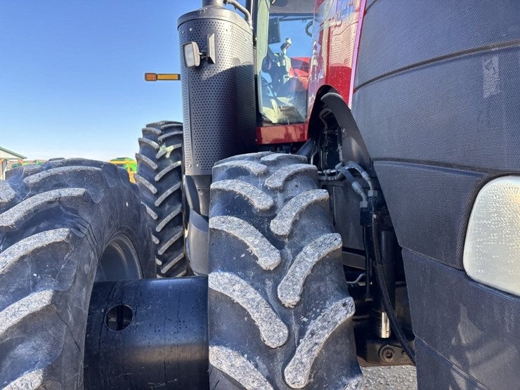 2014-case-ih-340-image-12