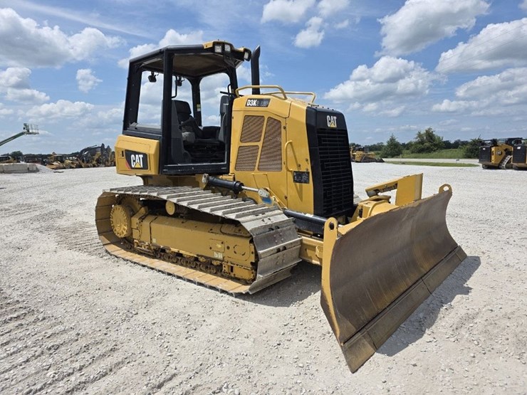 caterpillar-d3k-image-2