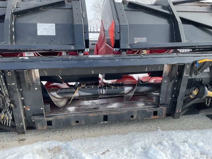 2015-harvestech-12-row-folding-corn-head-image-5