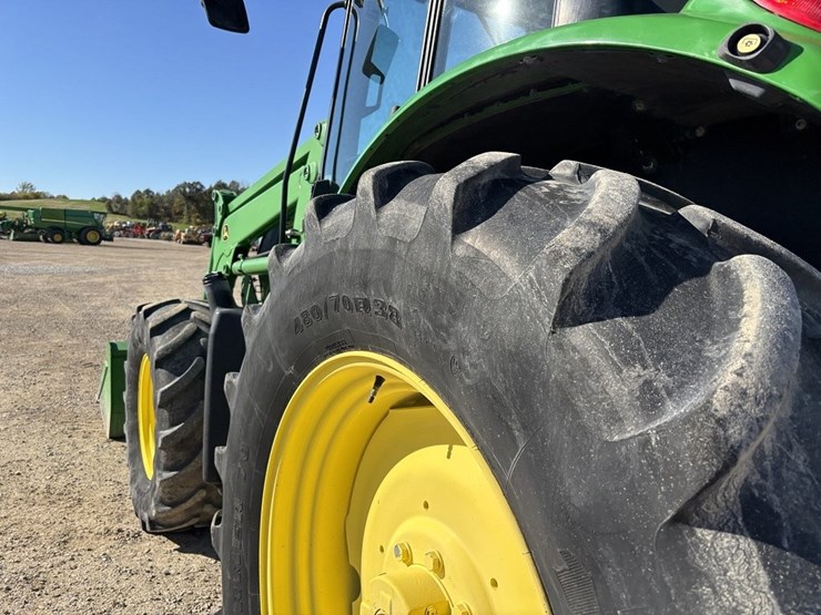 john-deere-6125m-image-29