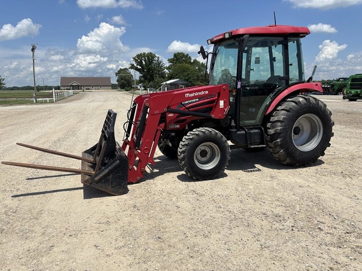 mahindra-2555-image-2