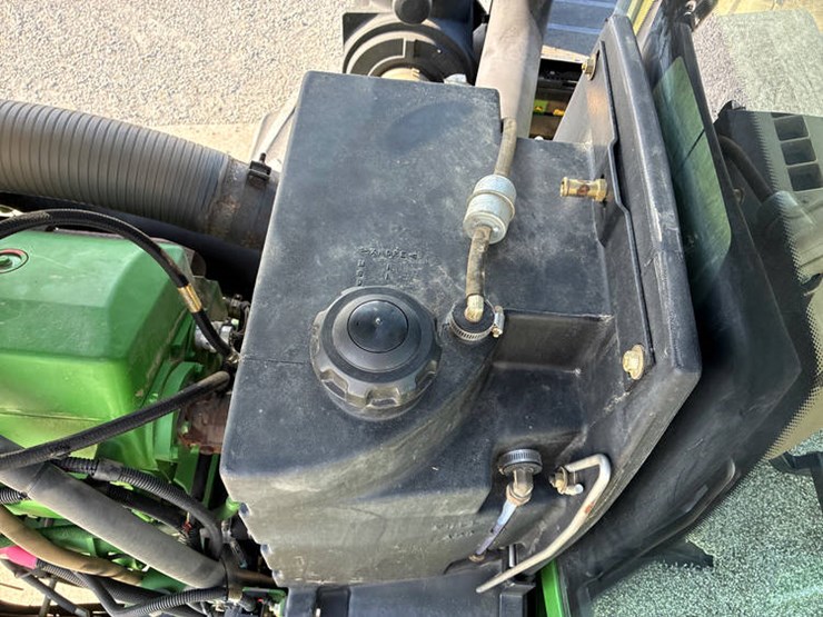 john-deere-9300t-image-77