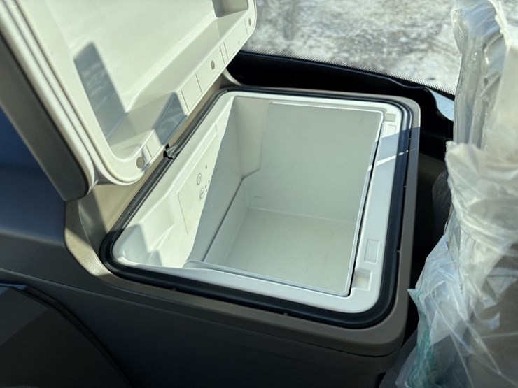 john-deere-8r-410-image-49