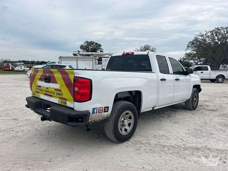 2017-chevrolet-silverado-1500-image-3