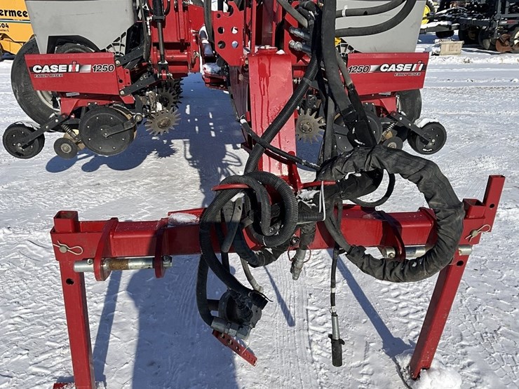 john-deere-6000-image-17