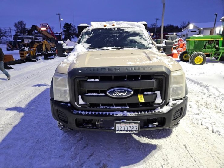 2011-ford-f450-image-8