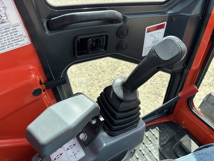 2022-kubota-kx71-3-image-36