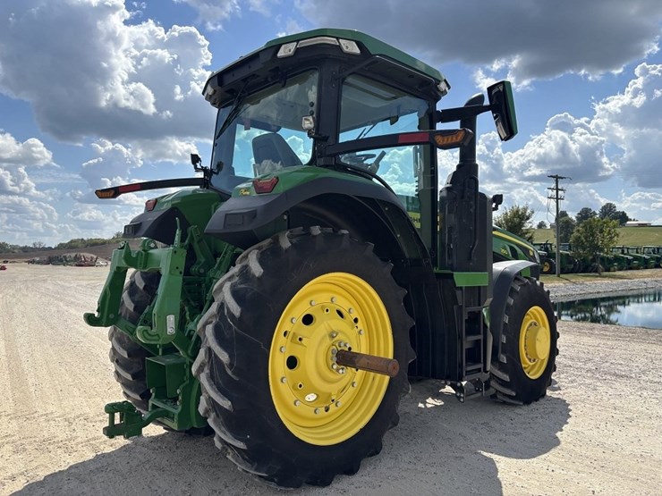 john-deere-8r-250-image-5