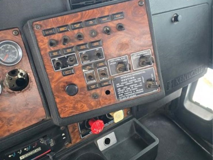 kenworth-t800-image-32