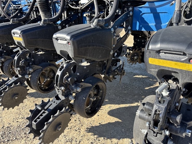 2024-kinze-5900-image-50