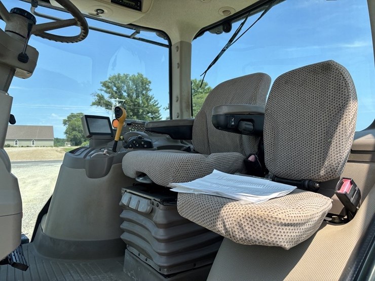 john-deere-7200r-image-38