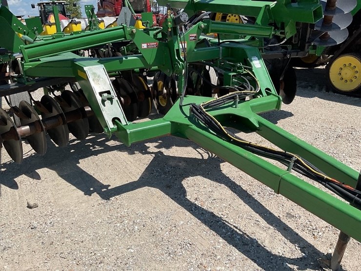 john-deere-637-image-5