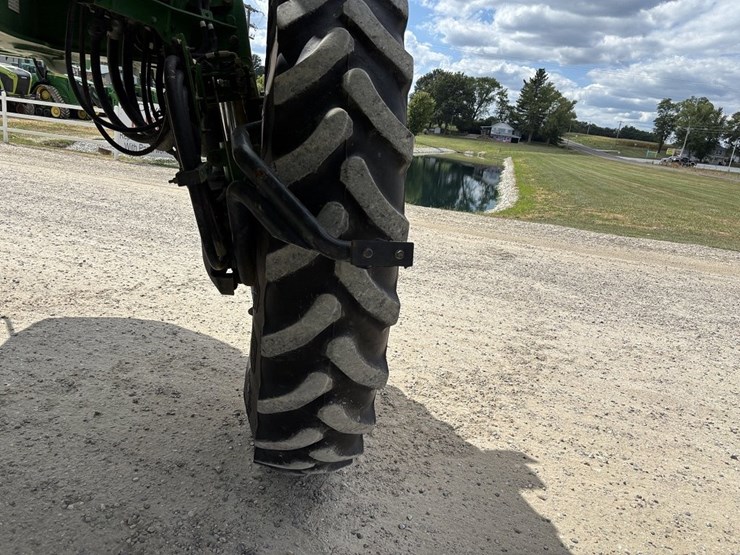 john-deere-600r-image-22