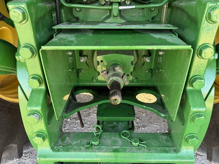 john-deere-8r-310-image-22