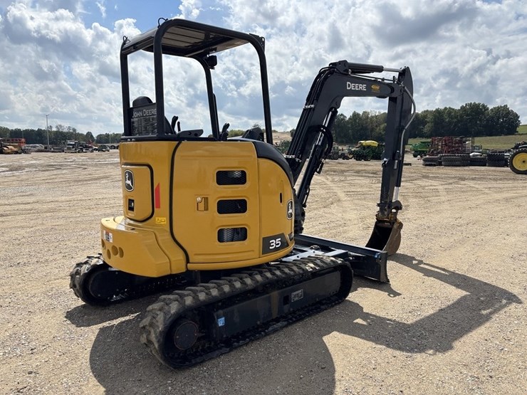 2024-john-deere-35p-mini-excavator-image-6