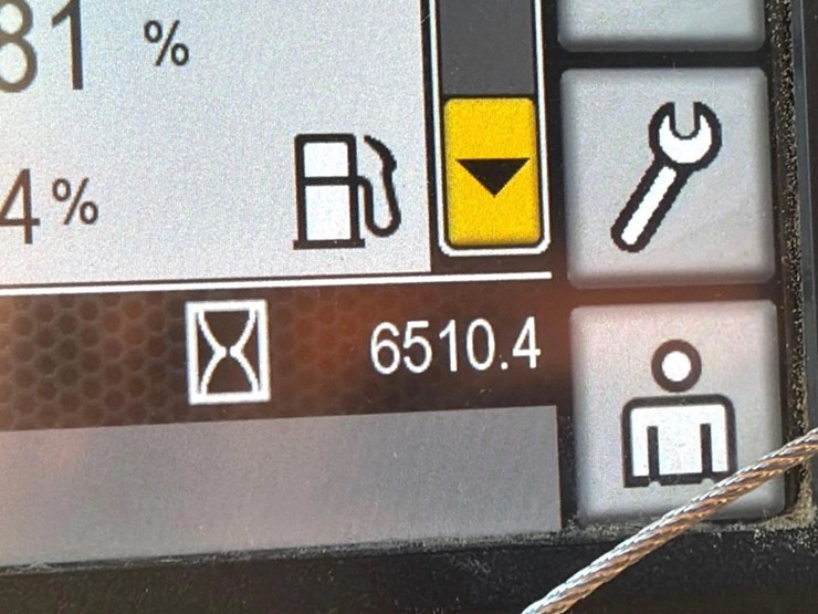 2018-caterpillar-938-image-23