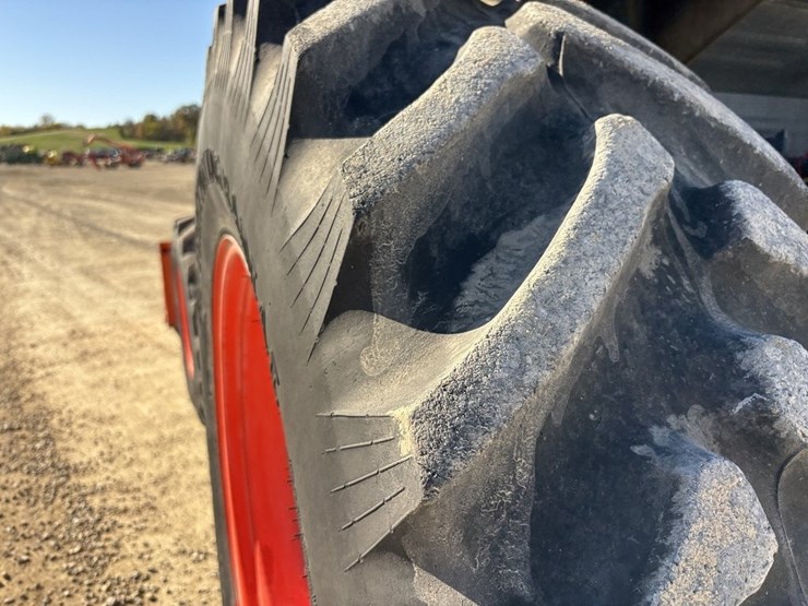 kubota-m135gx-image-30