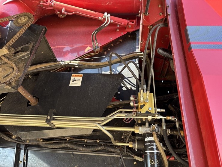 case-ih-6088-image-71