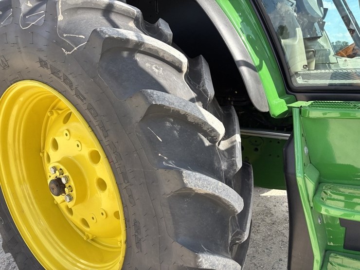 john-deere-6140m-image-22