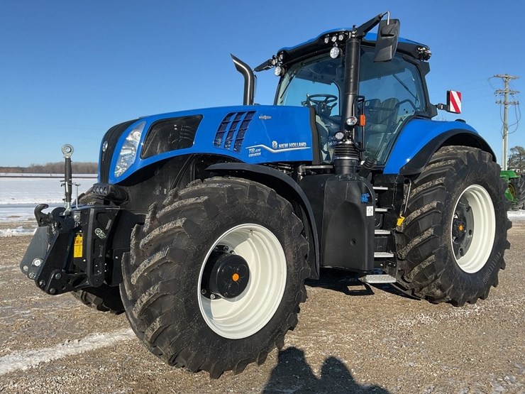 new-holland-t8.435-image-1