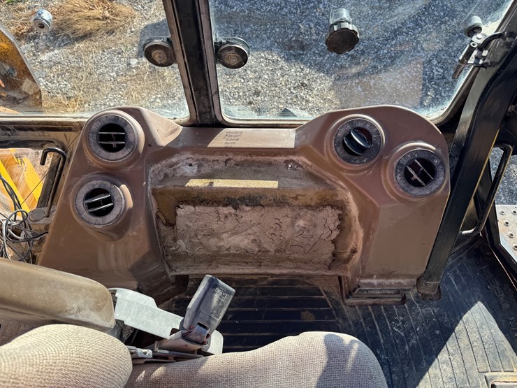 john-deere-410-image-18