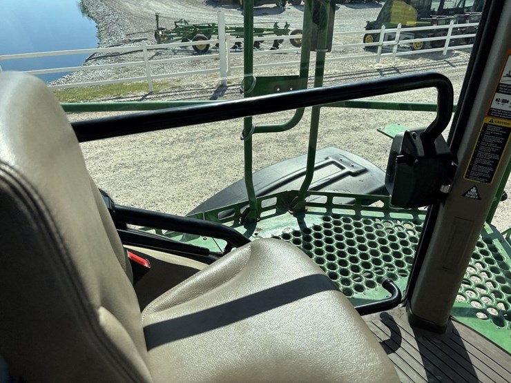 john-deere-r4045-image-68