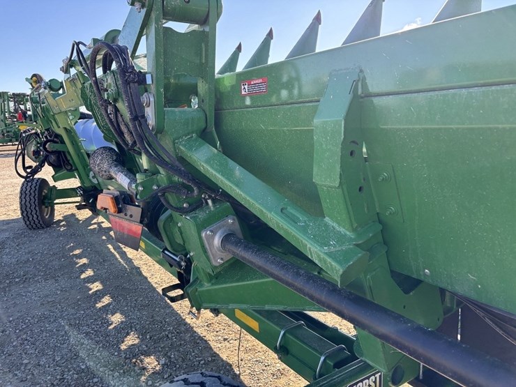 john-deere-c12f-image-18