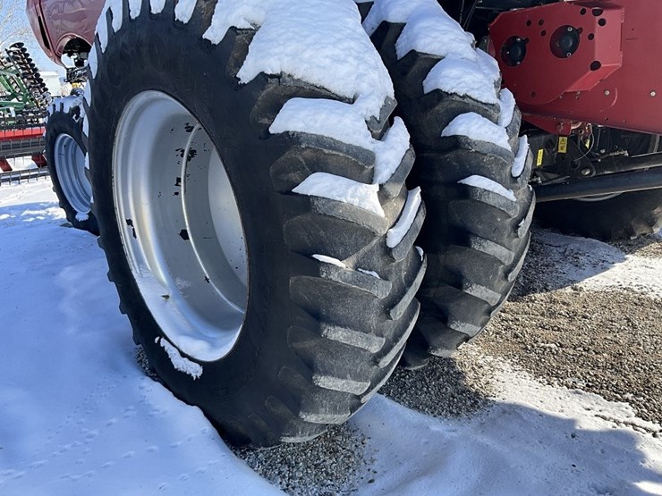 case-ih-8010-image-16
